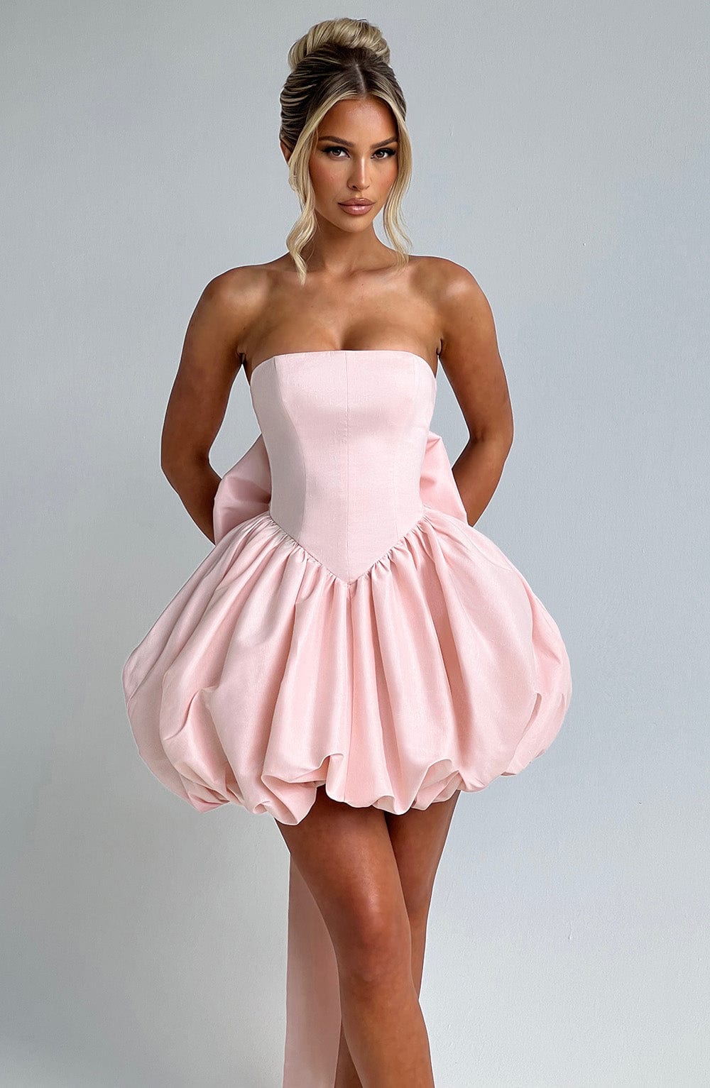 Ysmera - Strapless Mini Dress